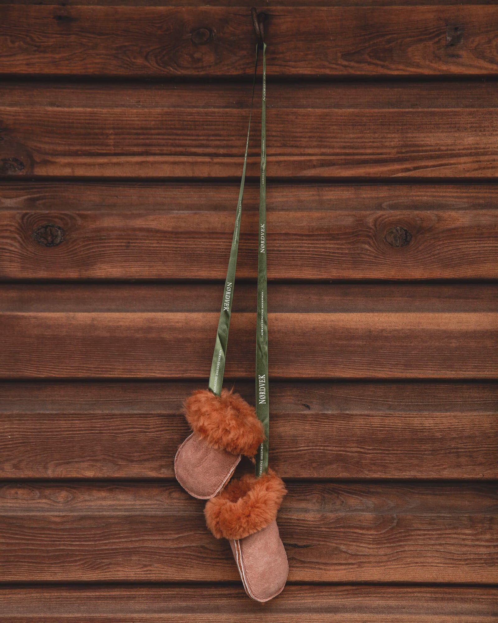 Baby Sheepskin Mittens 303-100