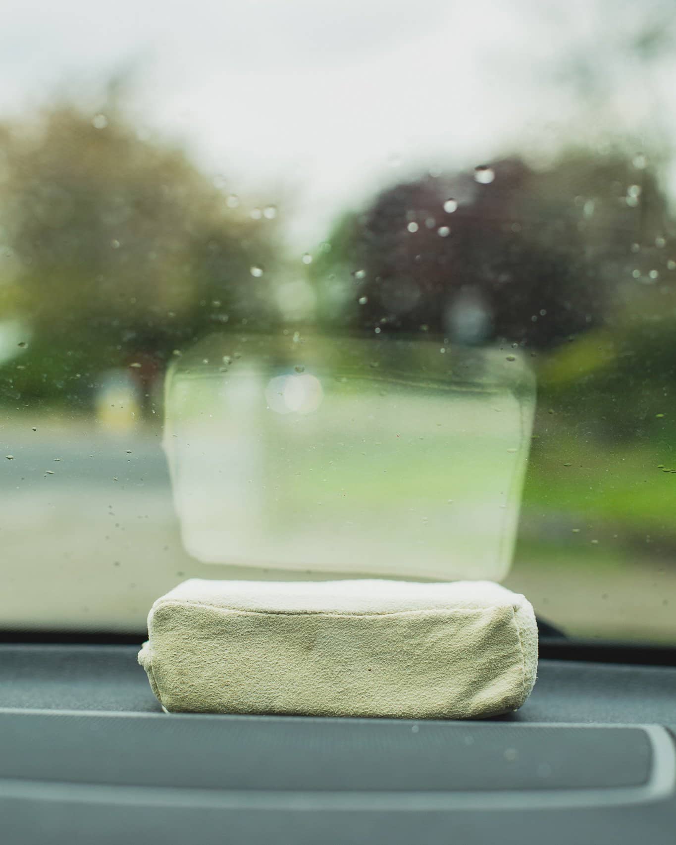 Nordvek chamois pad in car window 102-100