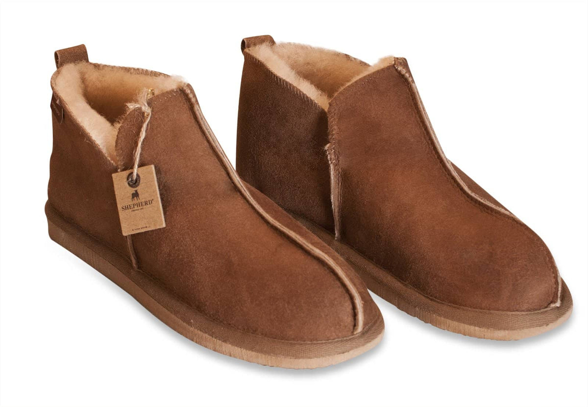 Mens Sheepskin Slippers - Classic Boot Style