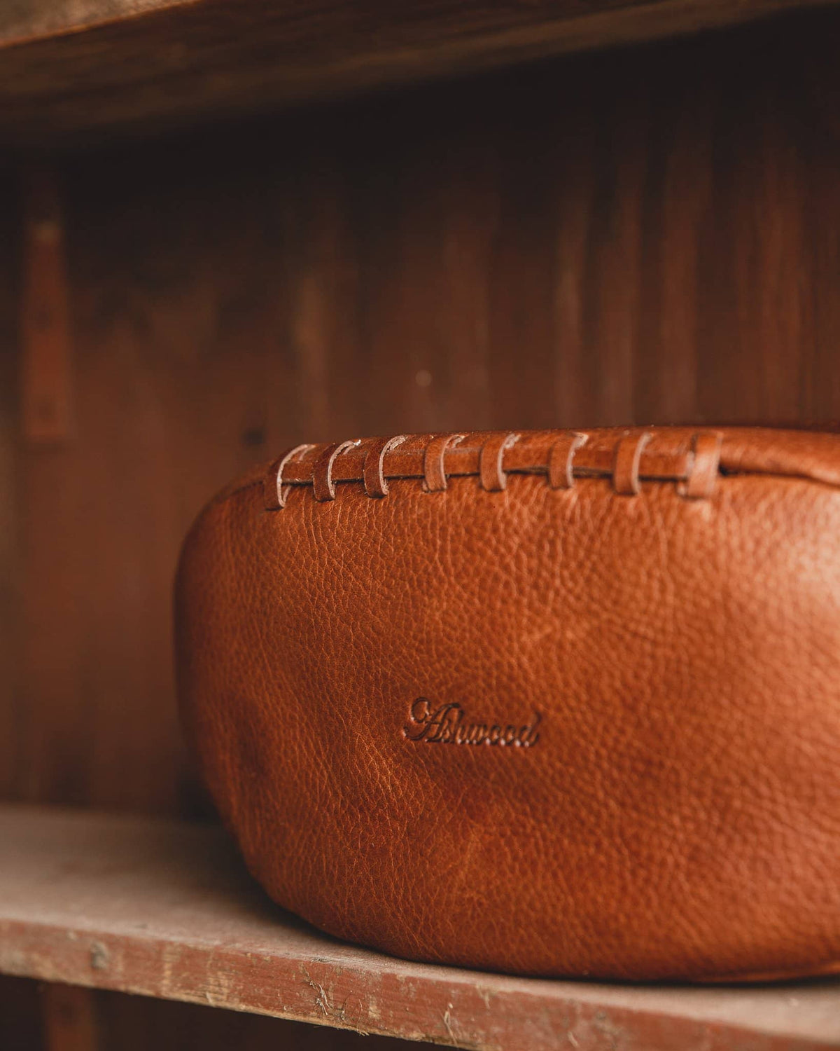 Leather Washbag Rugby Ball Style - Best Mens Gift, Chat