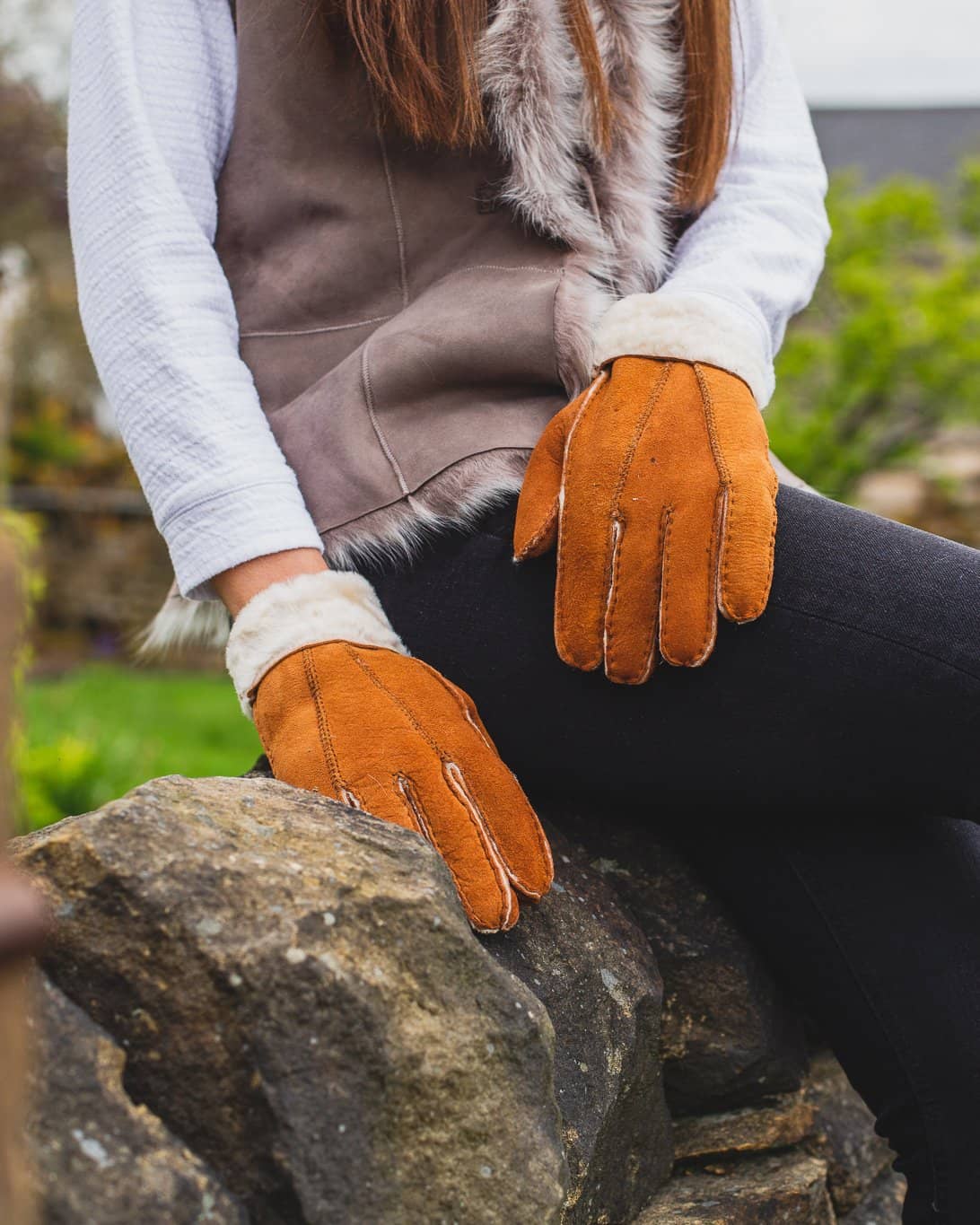 Nordvek womens sheepskin brown gloves sat on wall 301-100